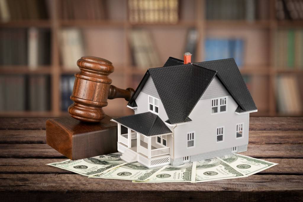 Как защитить недвижимость от незаконных сделок?
