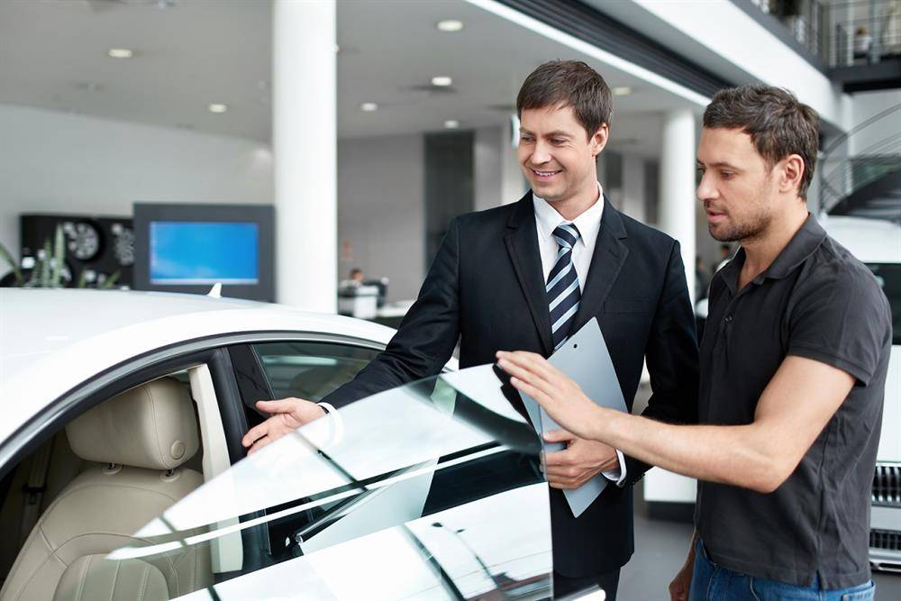 Как происходит покупка автомобиля в кредит в автосалоне