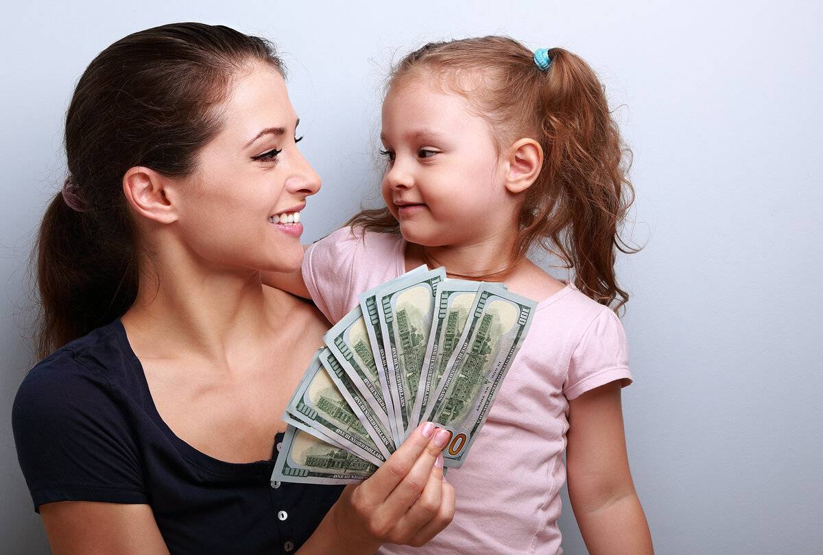 Как научить ребенка ценить деньги: советы психологов и бизнес-тренеров