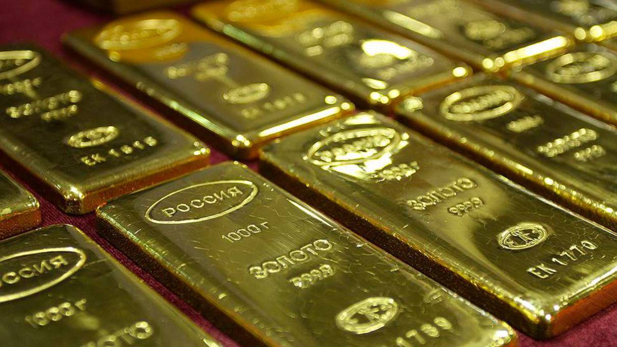 Центробанки многих стран активно скупают золото