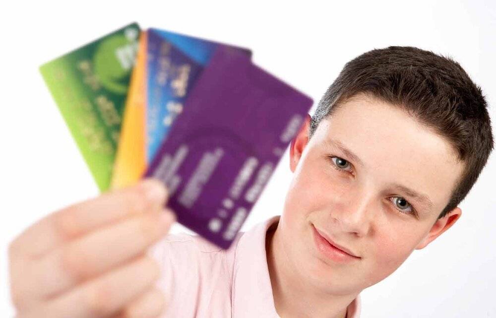 ТОП 3 кредитки для молодежи