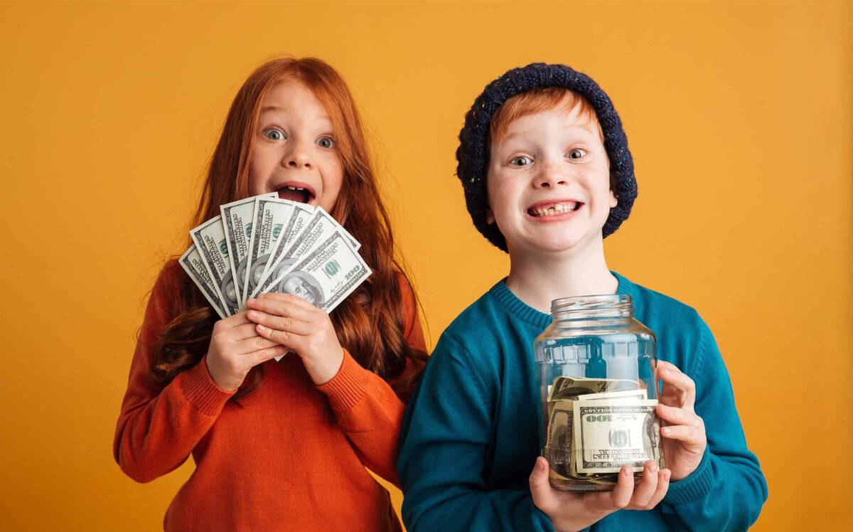 Деньги на карманные расходы: сколько давать ребёнку