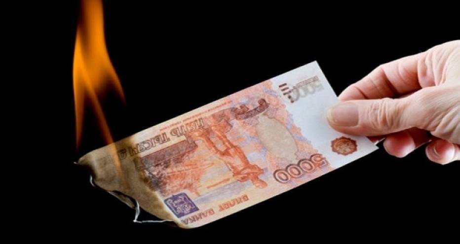 Последствия девальвации рубля – прогнозы и мнения экспертов на ближайший год
