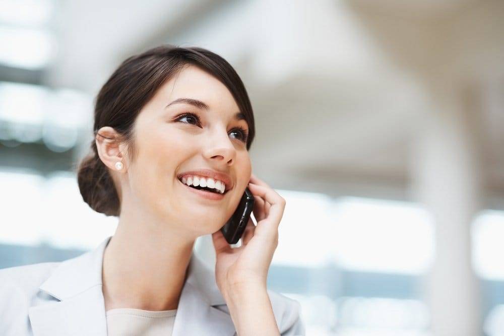 Первый звонок клиенту кредитного брокера: когда звонить и что говорить