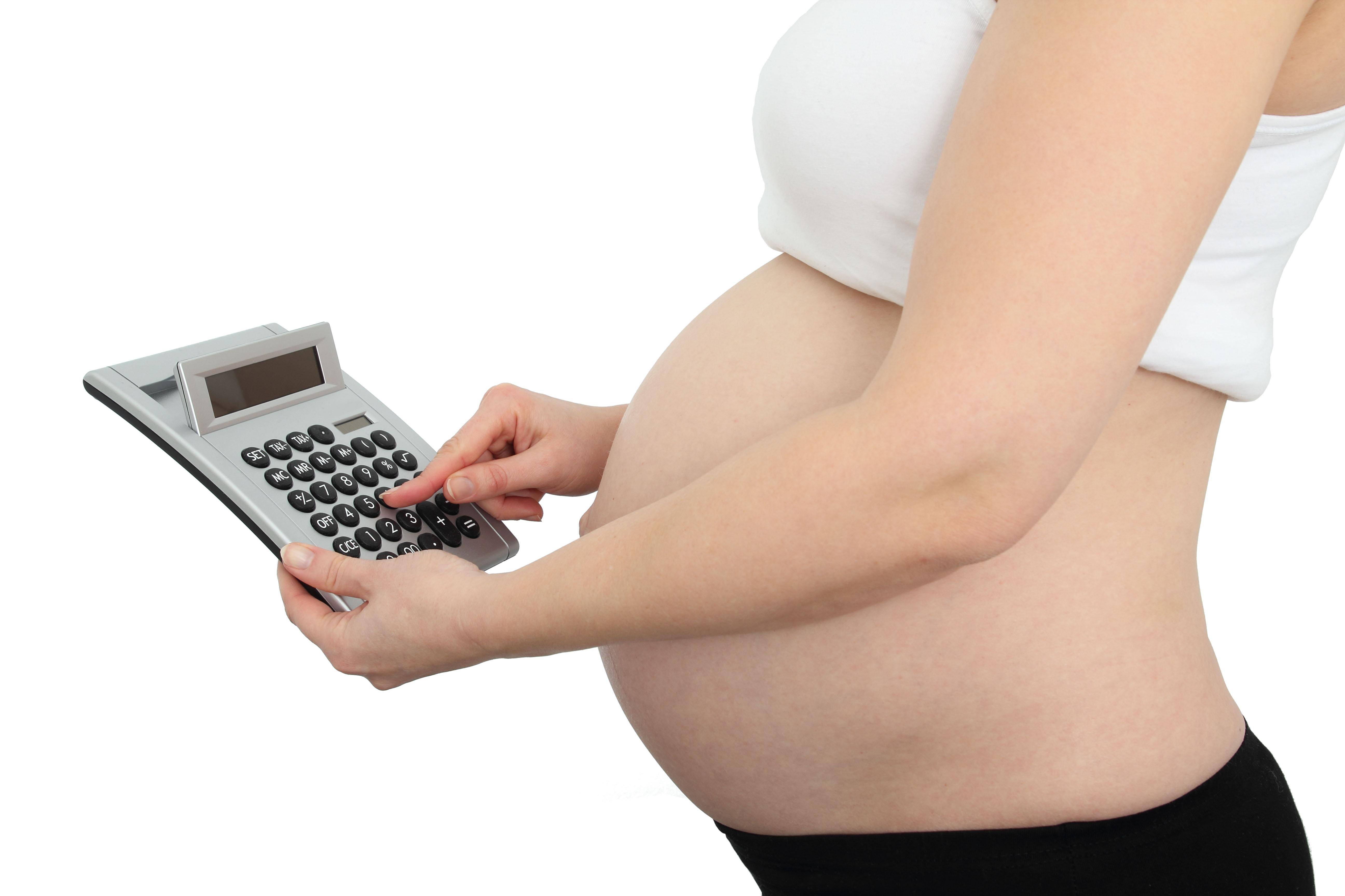 Неработающая женщина получает декретные. Пособие по беременности и родам. Беременность и деньги.