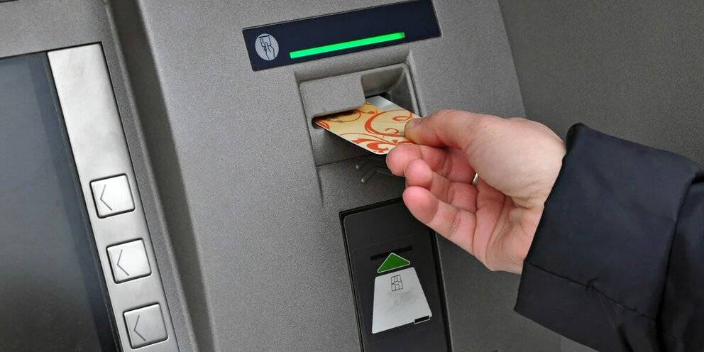 Как пользоваться банкоматом: пошаговая инструкция