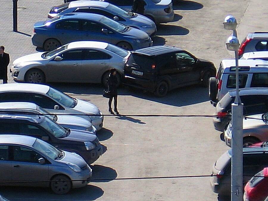 Дтп на парковке: кто виноват, что делать, как составить европротокол