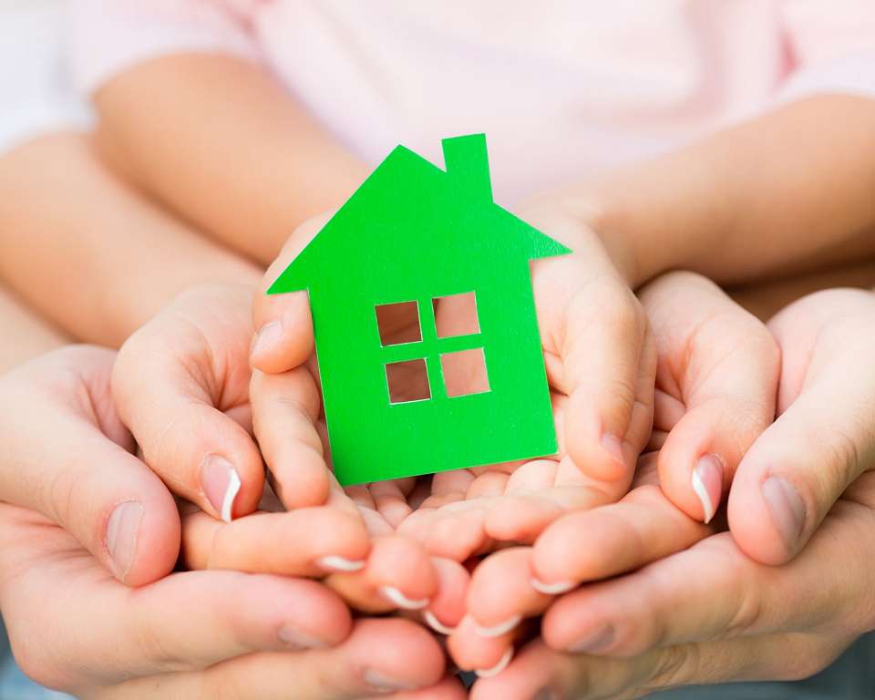 Помощь молодой семье от государства в 2022 году — программа на получение жилья, многодетным семьям и льготы по ипотеке