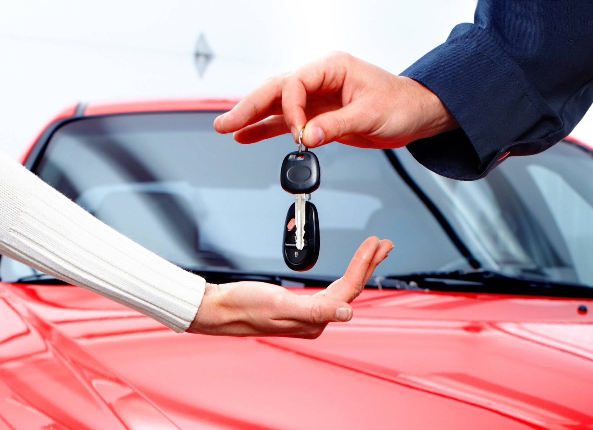 Что выгоднее для покупателя автомобиля: автокредит или потребительский заем