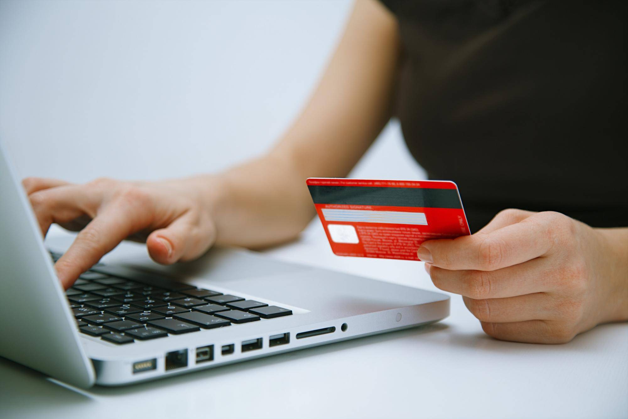 Что можно оплачивать кредитной картой сбербанка и что нельзя