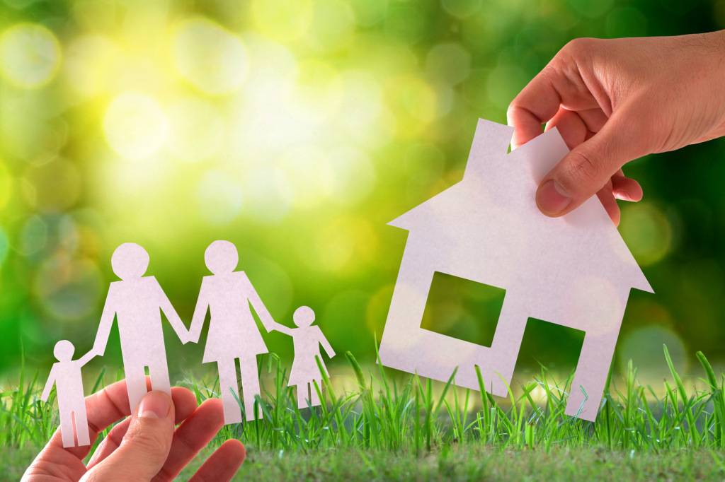 Социальная ипотека для малоимущих семей в 2022 году: как оформить и получить, условия, законы, новости