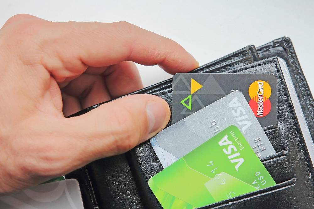 Как обналичить кредитную карту без процентов