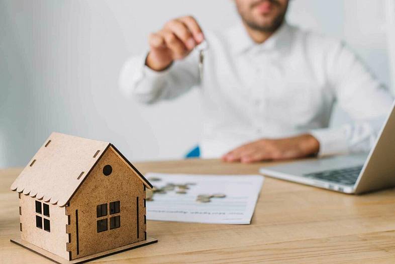 Где и как взять кредит под залог недвижимости для ип: нюансы и инструкция по оформлению
